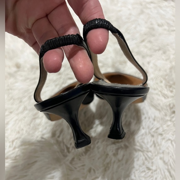 Manolo Blahnik Carolyne Black Slingback - Size 37 US 6.5 - Picture 4 of 9